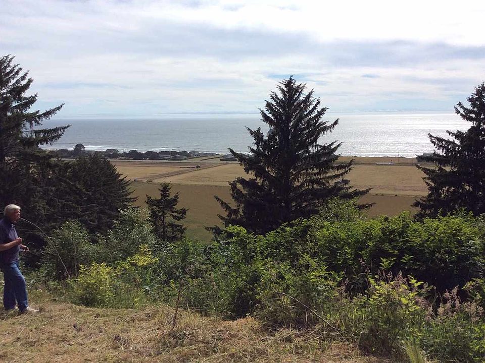 1st image of 2-2F Ocean View Dr #0