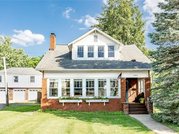 606 Stewart Ave, Grove City, PA 16127