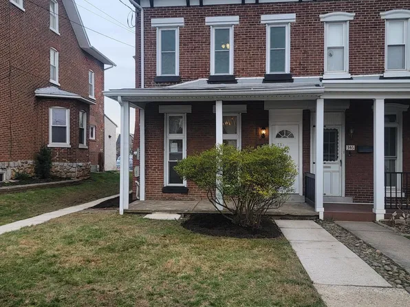 348 Walnut St, Royersford, PA 19468
