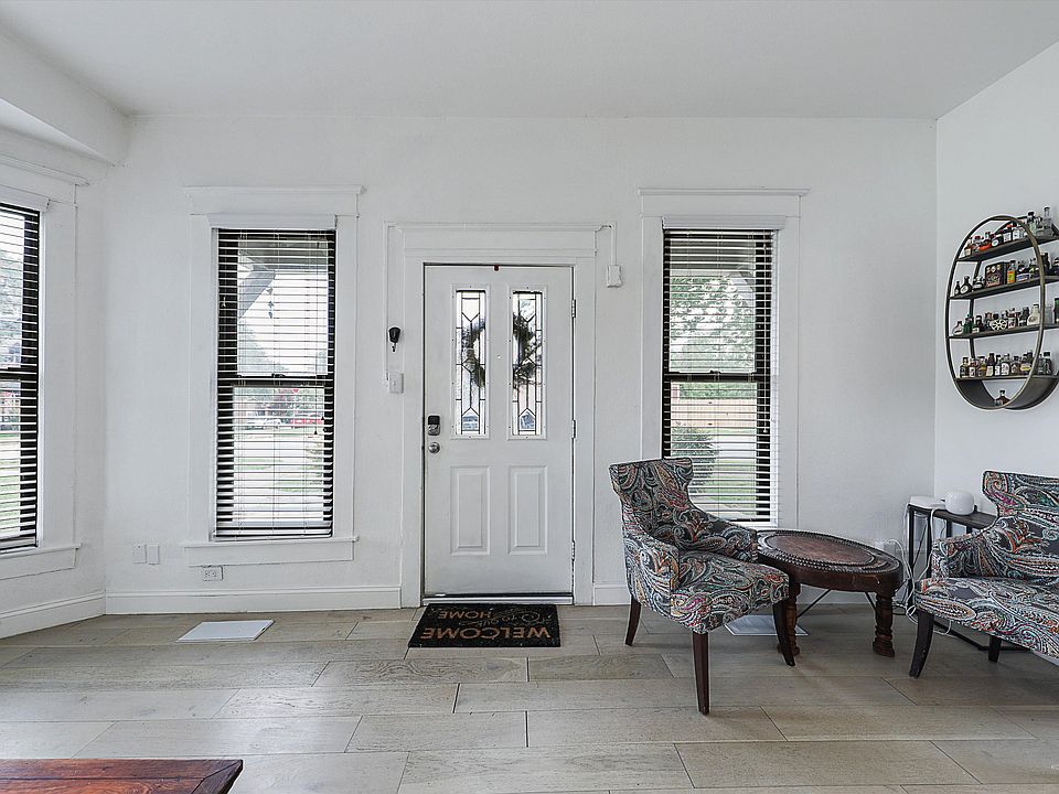 1st image of 1200 W Walker St