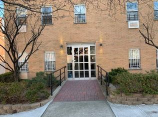 118 Park Hill Ave APT 2L, Yonkers, NY