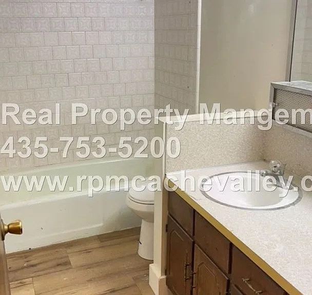 565 Dee Ave #1-12 — Photo 5