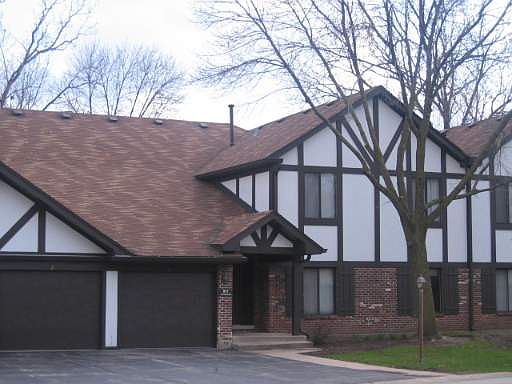 1st image of 917 Knottingham Dr APT 2B