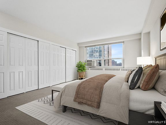 5th image of 3180 N Lake Shore Dr APT 8C