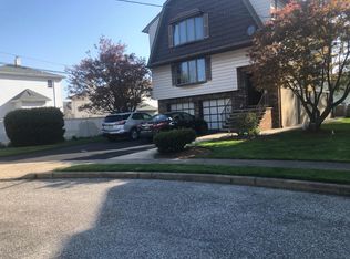 104 Gall Ct FLOOR 2, Elmwood Park, NJ 07407