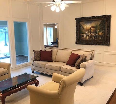4th image of 2904 Laguna Ct