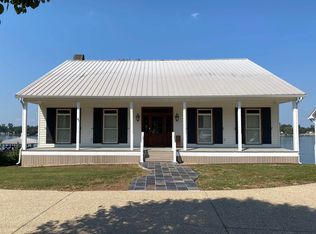 7522 False River Rd, Oscar, LA 70762