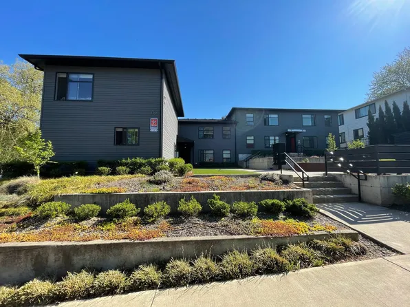 Brooklyn Commons by Star Metro, 1346 SE Center St #8, Portland, OR 97202