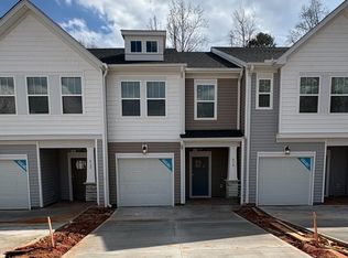 414 W Parima Ct, Spartanburg, SC 29301