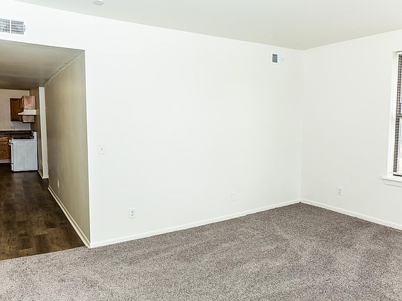 2nd image of 1887 W Grand Blvd #307