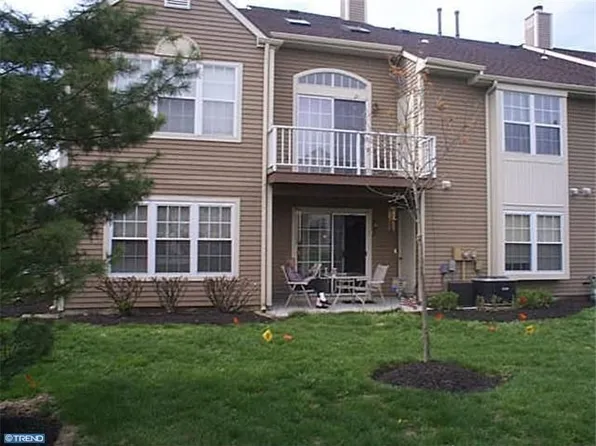 805A Harwood Ct #805, Mount Laurel, NJ 08054