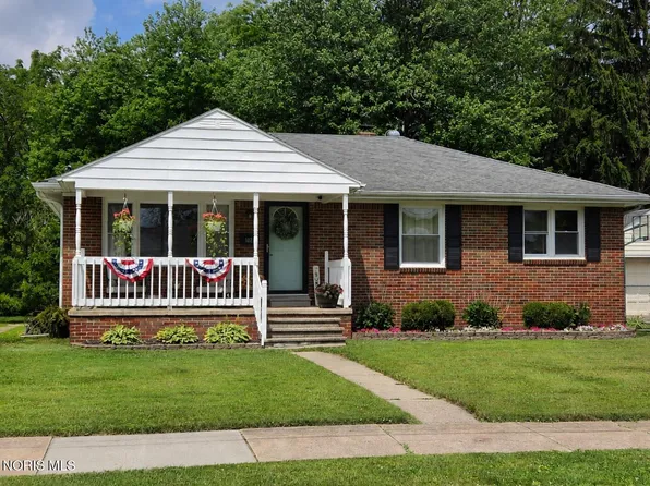 1021 Craig Rd, Maumee, OH 43537