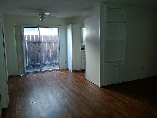 4th image of 4531 Kansas St APT 2