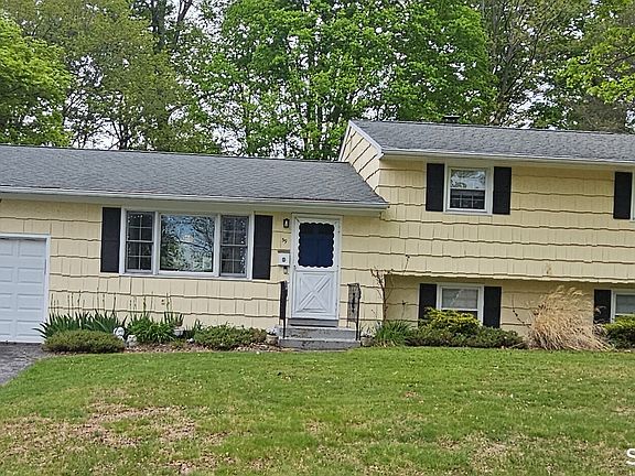 2nd image of 59 Springwood Drive