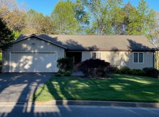 395 Knollwood Dr, Rocky Mount, VA 24151