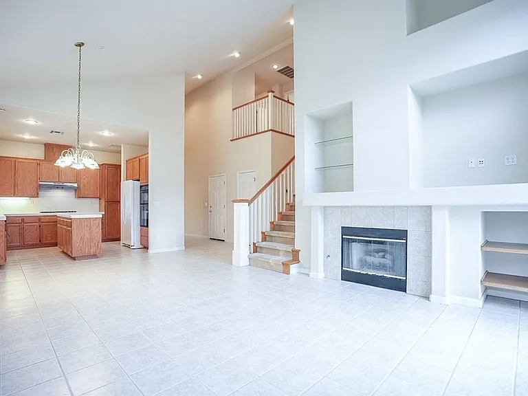 54 Summerbrooke Cir — Photo 14