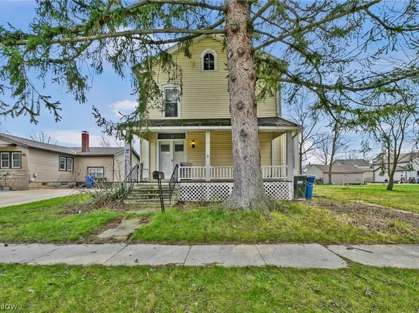 112 Adams St, Wellington, OH 44090