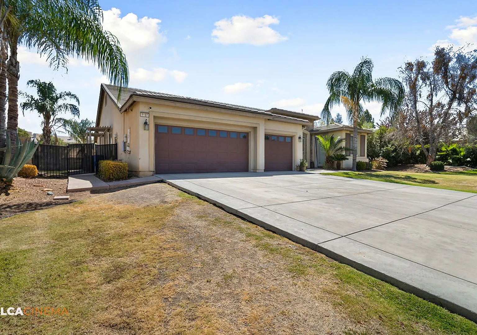4 Bedroom/2.5 Home with Office and Solar in Rio Bravo Country Club - $2995 per month! — Photo 3