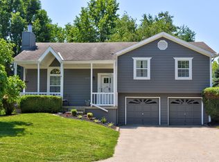 2107 NE Cookson St, Lees Summit, MO 64086