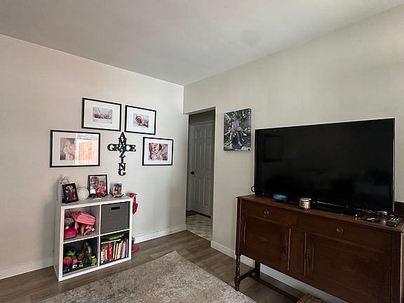 5th image of 1321 Los Robles Ave #1323