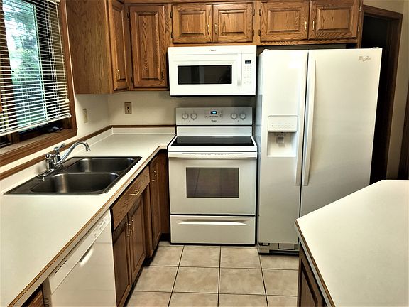 5th image of 2925 40th Ave S #90E373058