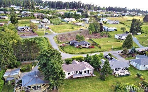 4th image of 631 Maplewood Loop Lot 5