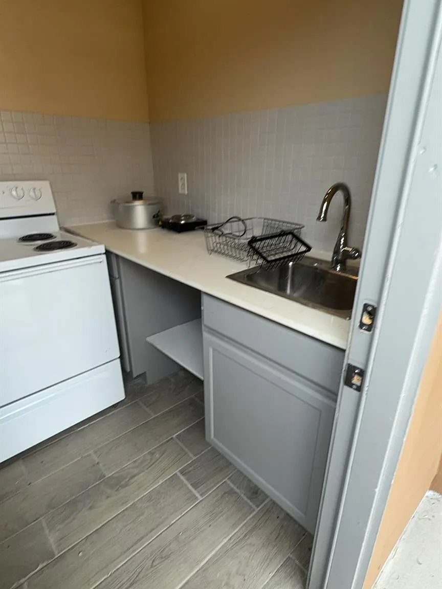 1 bed, 1.0 bath, 500 sqft, $850 — Photo 4