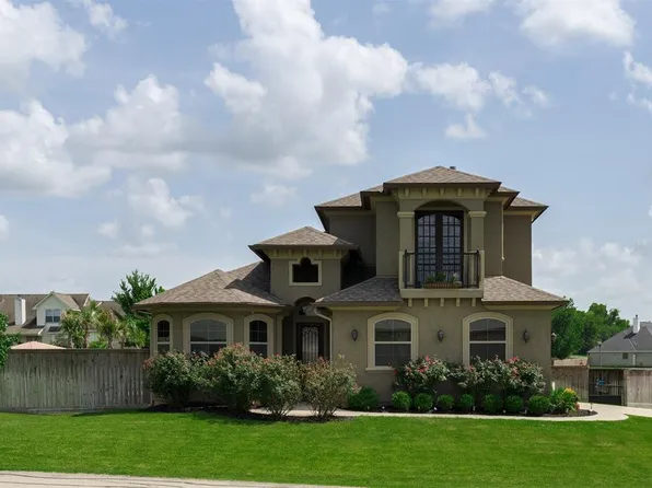 105 Harley Dr, Montgomery, TX 77356