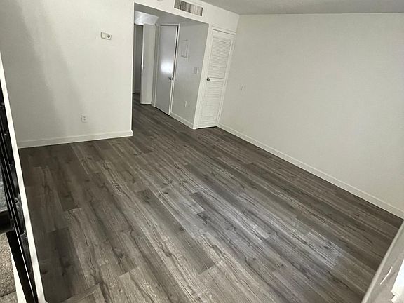 2nd image of 404 U St #A