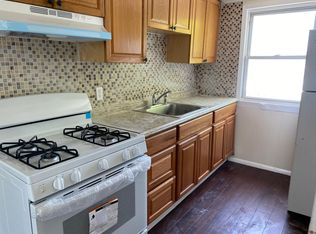 27 Evans Ave FLOOR 2, Elmont, NY 11003