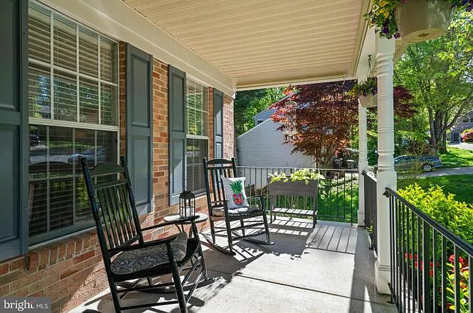 5 Lee Ct — Photo 3