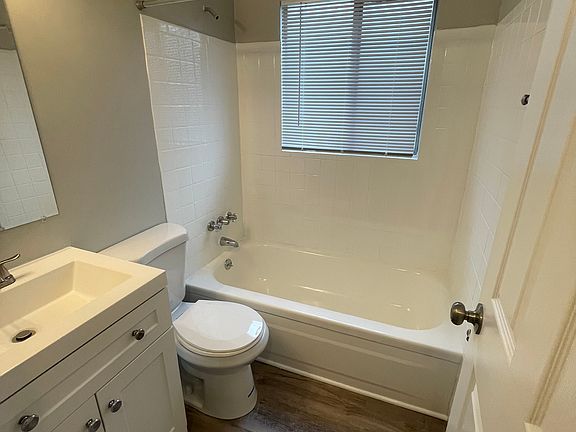 2nd image of 13 E North St APT 2