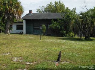 350 8th Ct, Vero Beach, FL 32962