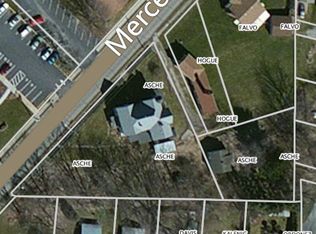 70 Mercer Ave, Wheatland, PA 16161