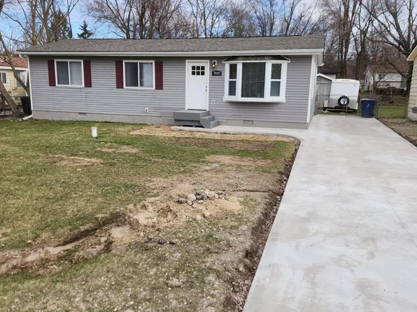 5120 Lakeborn Dr, White Lake, MI 48383