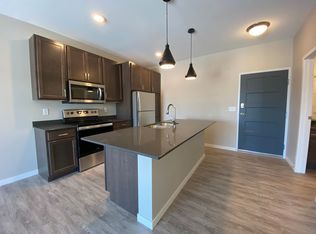 4815 38th St S #113, Fargo, ND 58104