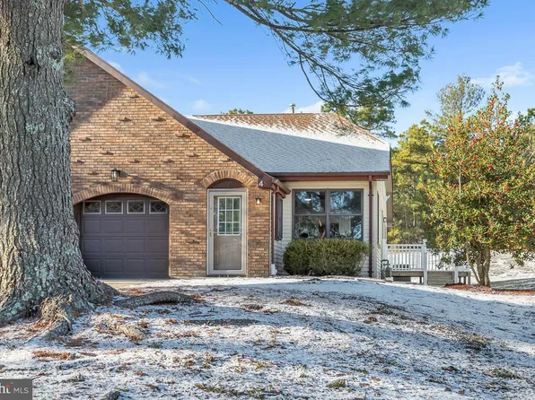 4 Cedar Ave, Manahawkin, NJ 08050