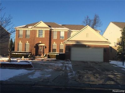 7565 Windgate Cir, West Bloomfield, MI, 48323