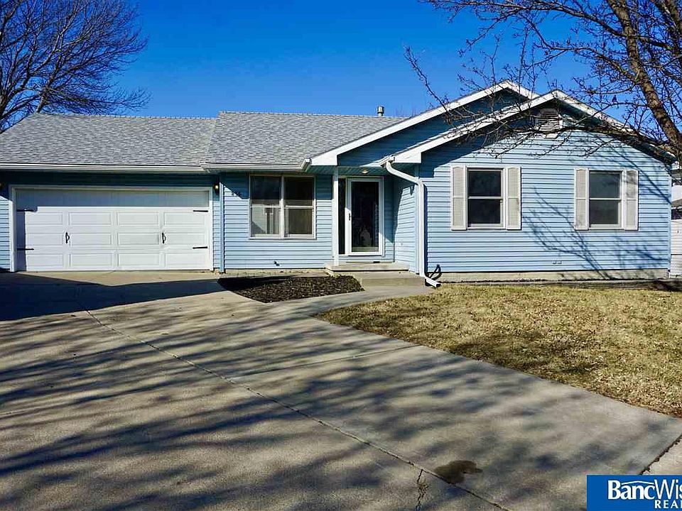 1st image of 836 Mary Ct