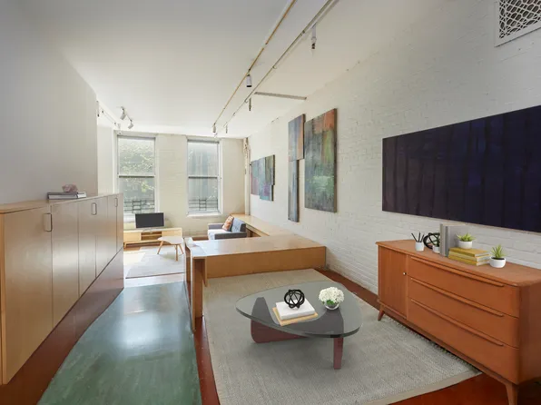 285 Lafayette Street image 2 of 11