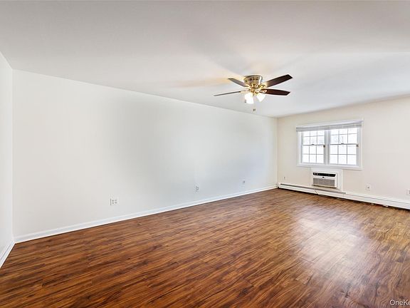 5th image of 460 Old Town Road #20F