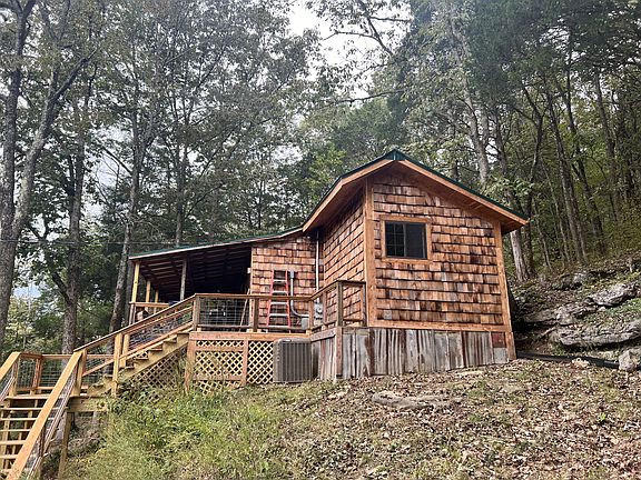 5th image of 44 Cordell Hull Ln