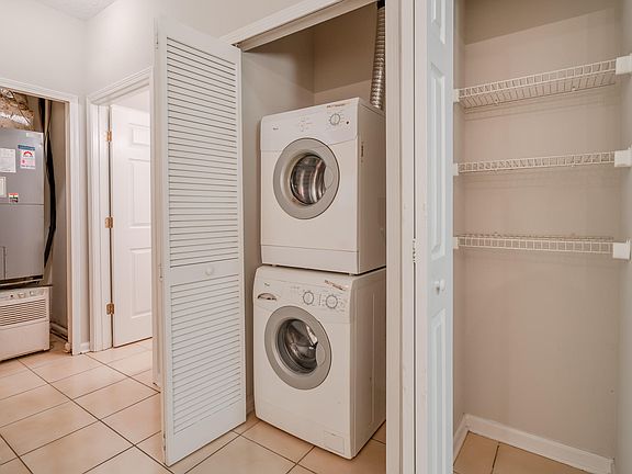 4th image of 3641 Kirkpatrick Cir Unit 3