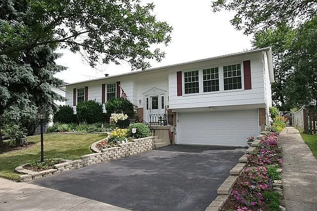 8039 Dartmouth Ln photo 1