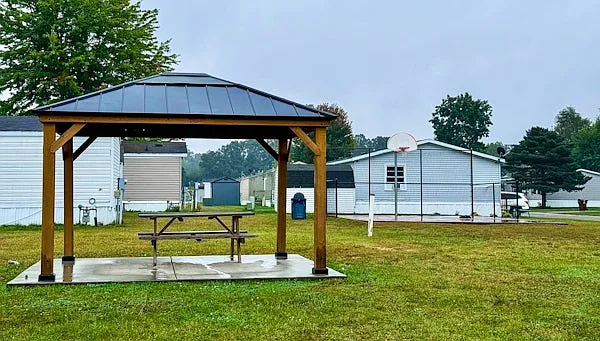Hillcrest Acres