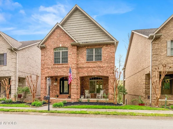 222 Park Meade Pl, Oak Ridge, TN 37830
