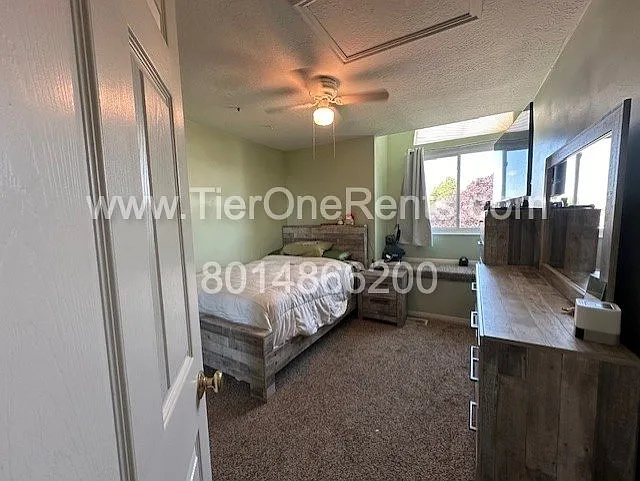 5886 S 3260 W — Photo 6
