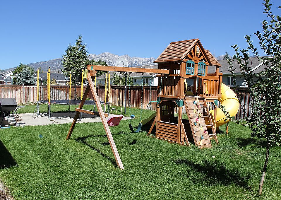 2nd image of 2306 N 940th St E