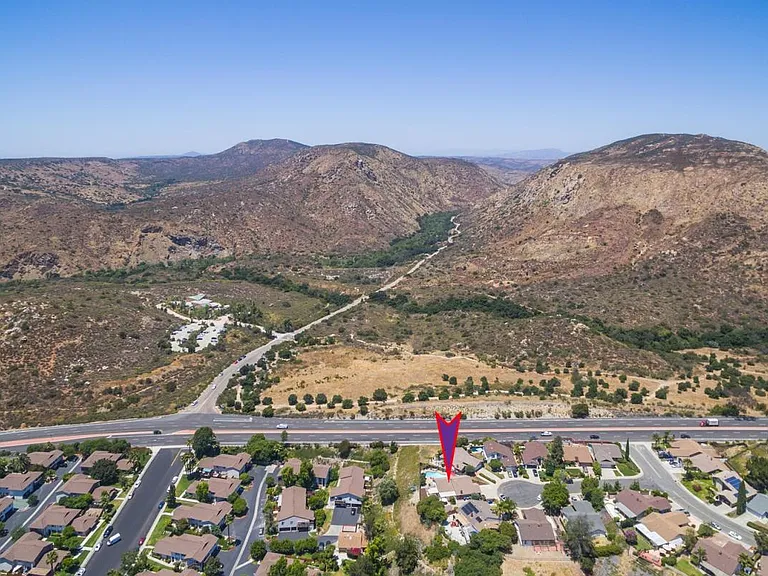 6555 Royal Gorge Ct — Photo 28