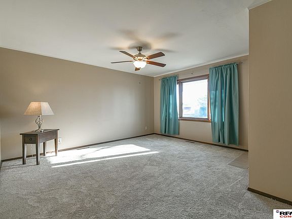 5th image of 841 Aspen Ln